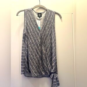 Babeau tank size small - new with tags
